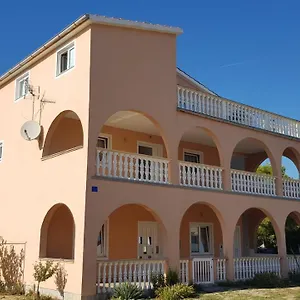  Apartman Marina